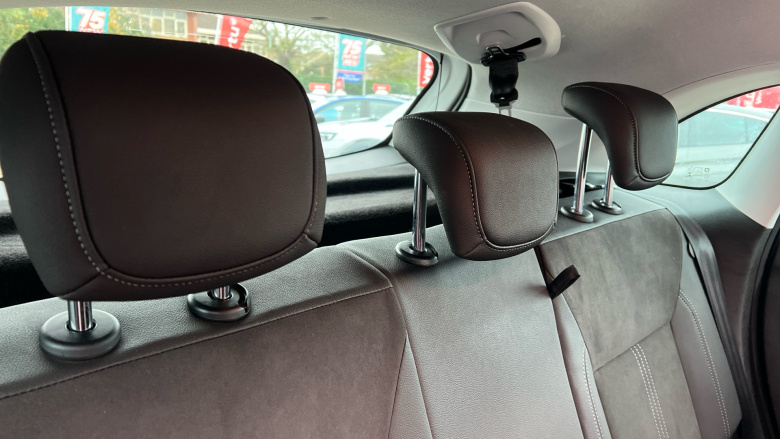 Vauxhall Crossland 1.2 Turbo [130] Ultimate 5dr Petrol Hatchback